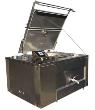 Boiling kettles with a stirre